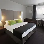 فندق كامبانيل فروتسواف 3*