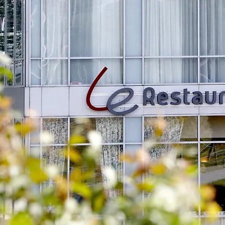 Hotell Campanile - Stare