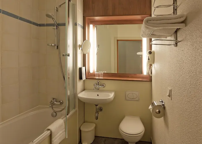 Hotel Campanile - Stare 3*