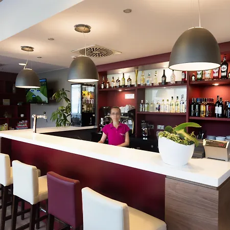 Hotel Campanile Prime - Stare 3*