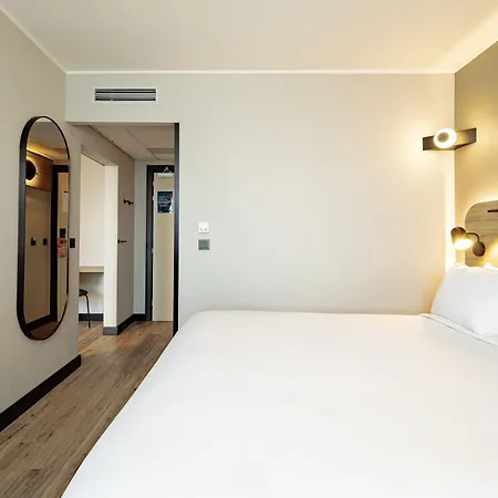 Hotel Campanile Prime - Stare 3*