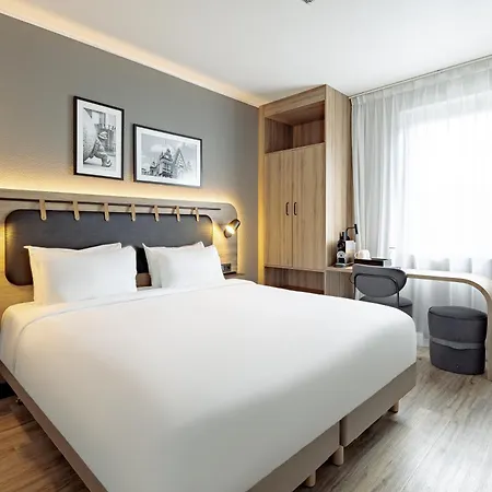 Hotel Campanile Prime - Stare 3*