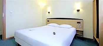 Hotel Campanile - Stare