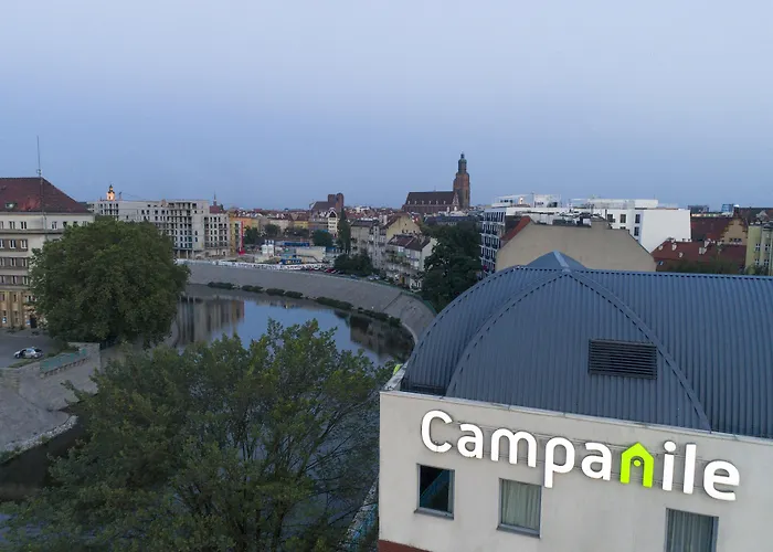 Hotel Campanile - Stare