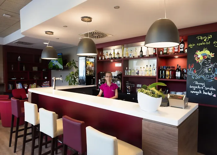 Hotel Campanile - Stare 3*