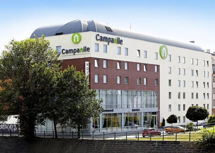 Hotel Campanile - Stare